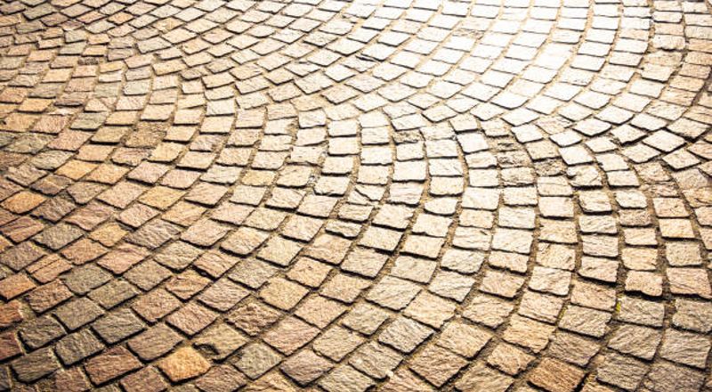 Allees cours à Chaumergy